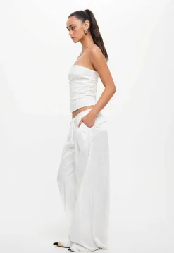 Allure Strapless Top