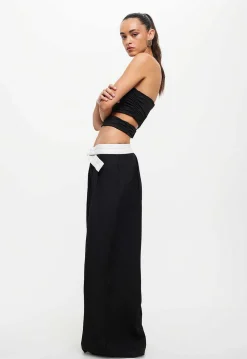 Essence Top
